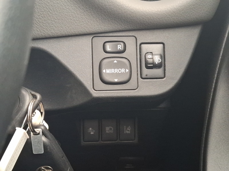 Used Toyota Yaris 2018 for sale - 77623043: Photo 15