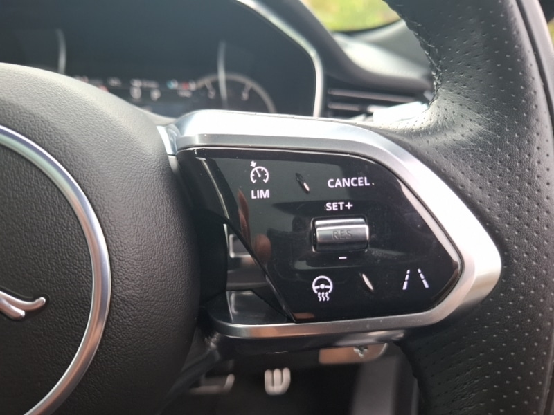 Used Jaguar F-Pace 2022 for sale - 76958921: Photo 13