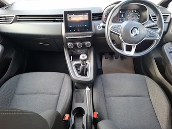Used Renault Clio 2020 for sale - 78113338: Photo