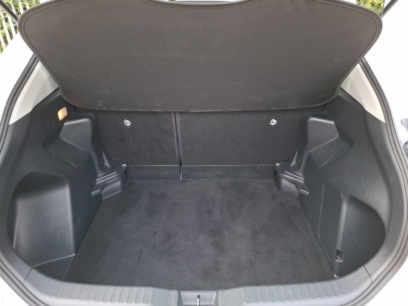 Used Toyota Yaris Cross 2023 for sale - 78032824: Photo 8