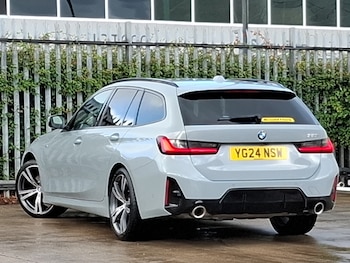 Used BMW 3 Series 2024 for sale - 75939612: Photo