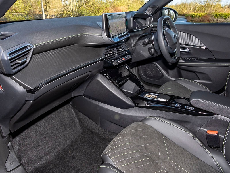 Used Peugeot 2008 2025 for sale - 76911744: Photo 5