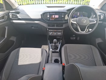 Used Volkswagen T-Cross 2024 for sale - 79411656: Photo