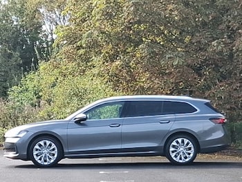 Used Skoda Superb 2024 for sale - 75796474: Photo