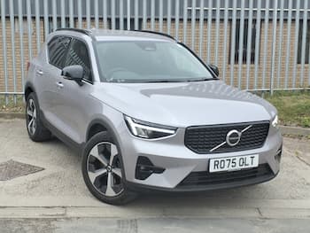 Used Volvo XC40 2025 for sale - 79673310: Photo
