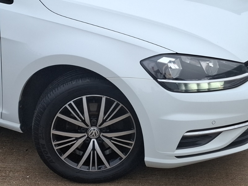 Used Volkswagen Golf 2018 for sale - 77352879: Photo 9