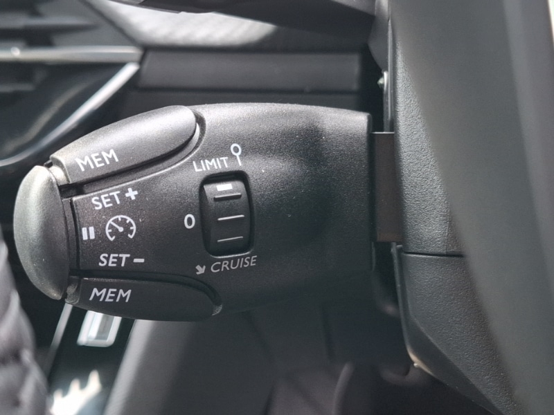 Used Peugeot 208 2025 for sale - 77028431: Photo 15