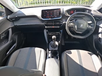 Used Peugeot 2008 2021 for sale - 79069887: Photo