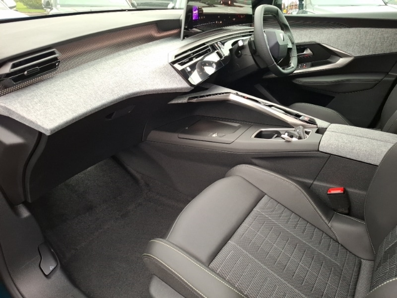 Used Peugeot 3008 2025 for sale - 77062636: Photo 5