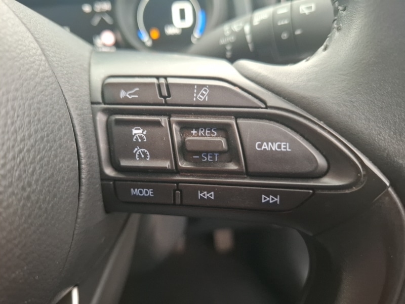 Used Toyota Yaris Cross 2023 for sale - 77596913: Photo 16