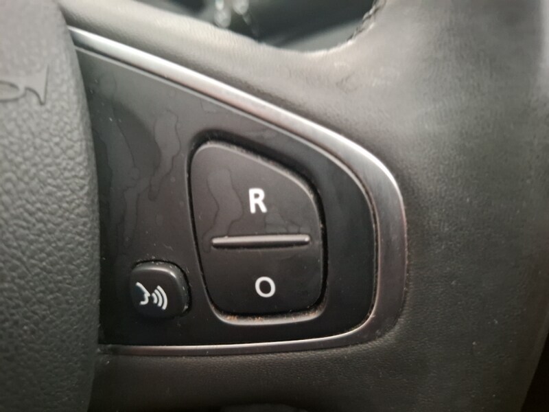 Used Renault Clio 2019 for sale - 77717132: Photo 16