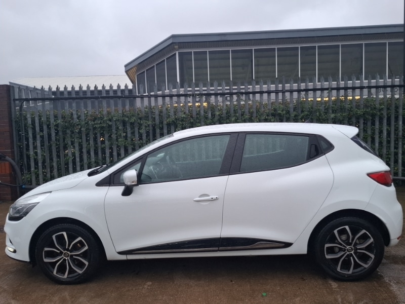 Used Renault Clio 2019 for sale - 77717132: Photo 4