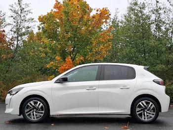 Used Peugeot 208 2023 for sale - 76166265: Photo 4