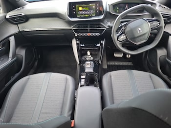 Used Peugeot 2008 2023 for sale - 78369110: Photo