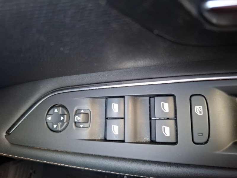 Used Peugeot 3008 2019 for sale - 77183916: Photo 17