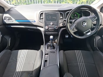 Used Renault Megane 2017 for sale - 79440319: Photo
