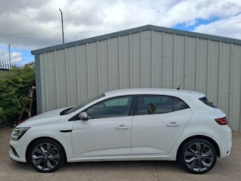 Used Renault Megane 2017 for sale - 79440319: Photo