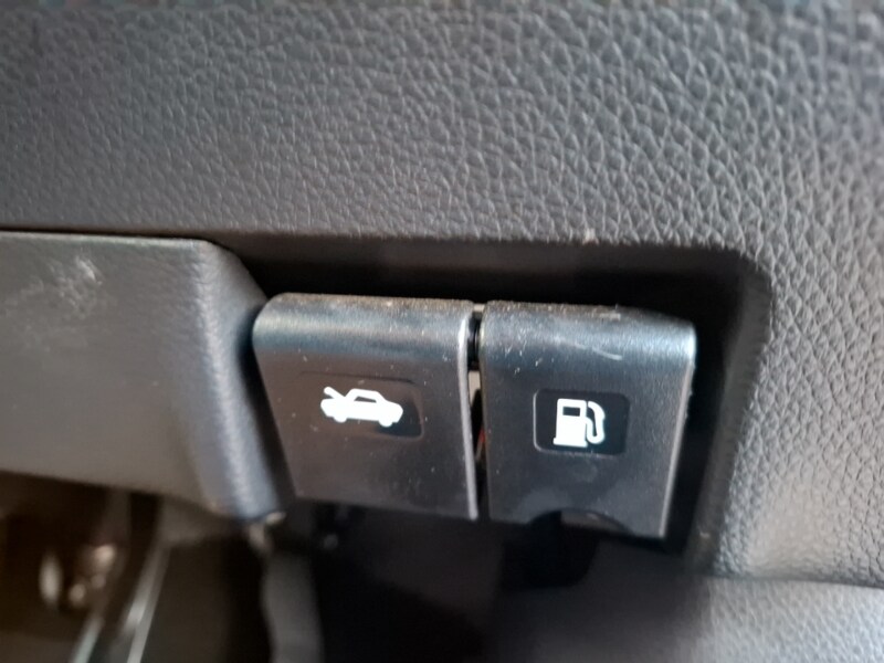 Used Nissan Qashqai 2017 for sale - 77228596: Photo 16