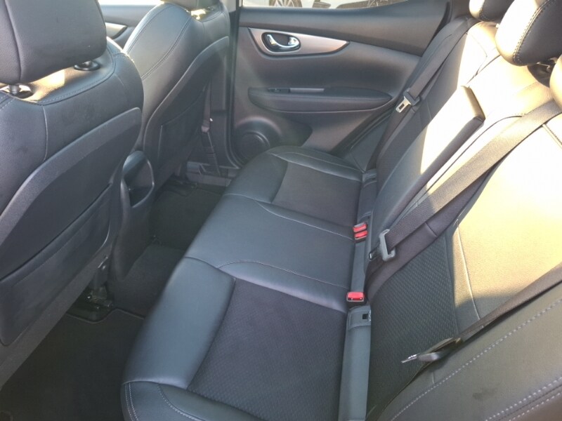 Used Nissan Qashqai 2017 for sale - 77228596: Photo 6