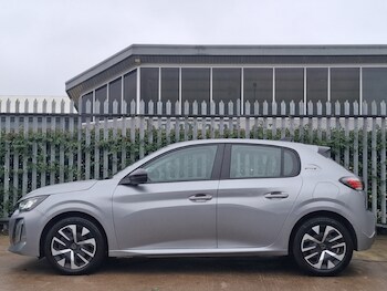 Used Peugeot 208 2025 for sale - 77405249: Photo