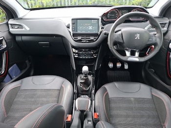 Used Peugeot 2008 2019 for sale - 79311134: Photo