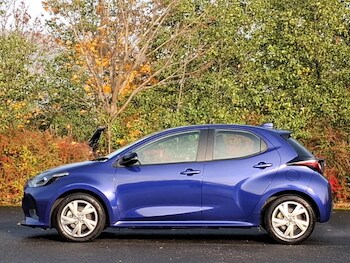 Used Mazda Mazda2 HYBRID 2024 for sale - 76492976: Photo