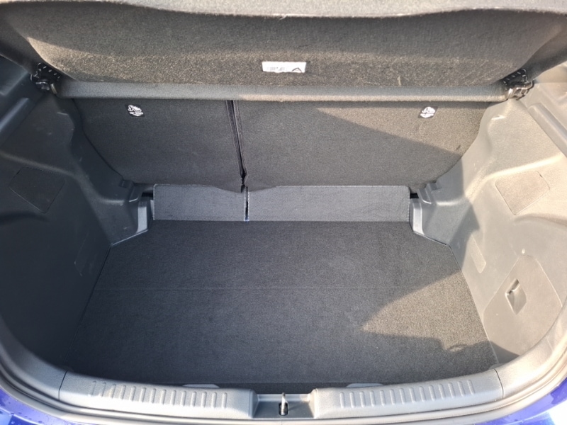 Used Mazda Mazda2 HYBRID 2024 for sale - 76492976: Photo 8