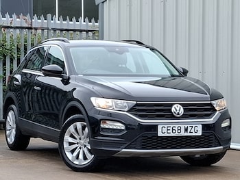 Used Volkswagen T-Roc 2018 for sale - 75988987: Photo