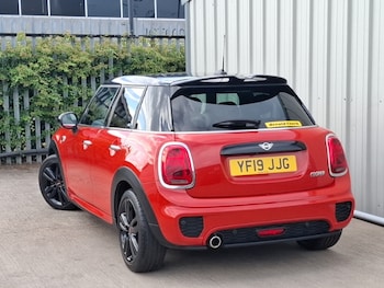 Used MINI Hatch 2019 for sale - 79302993: Photo