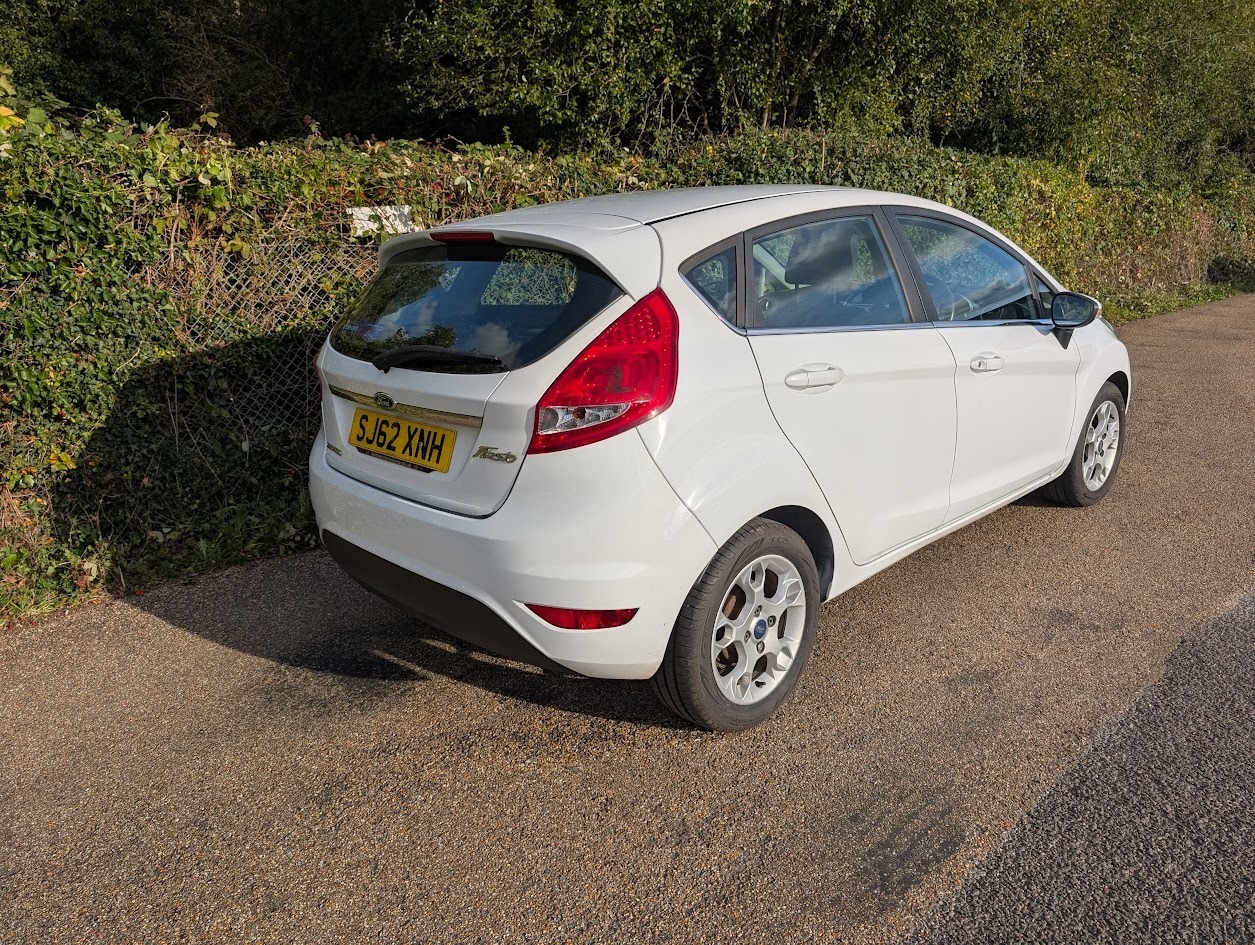 Used Ford Fiesta 2012 for sale - 76196173: Photo 3