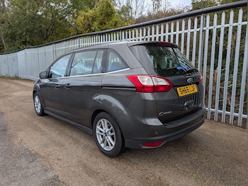 Used Ford Grand C-Max 2016 for sale - 76461505: Photo