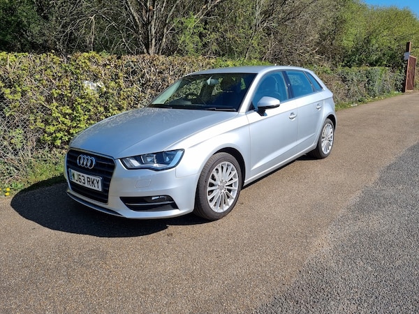 Used Audi A3 2013 for sale - 74330347: Photo 2