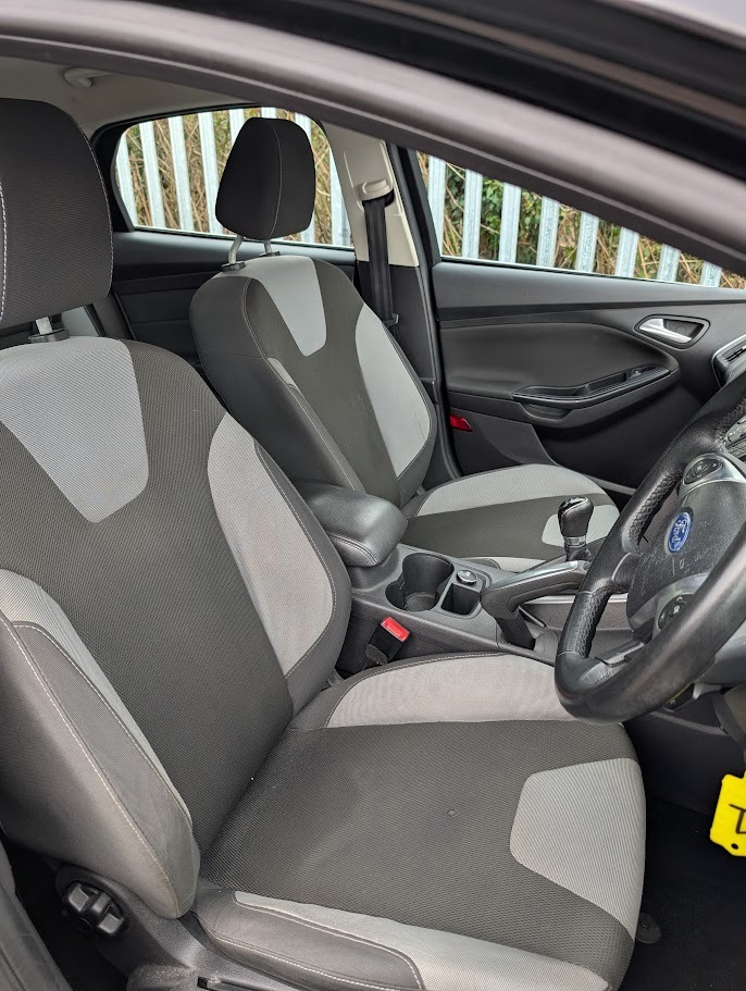 Used Ford Focus 2011 for sale - 77998458: Photo 9