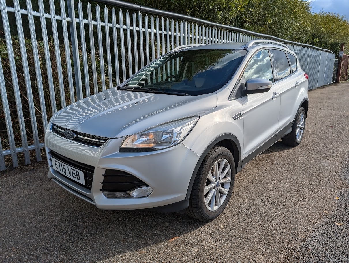 Used Ford Kuga 2015 for sale - 76705711: Photo 2