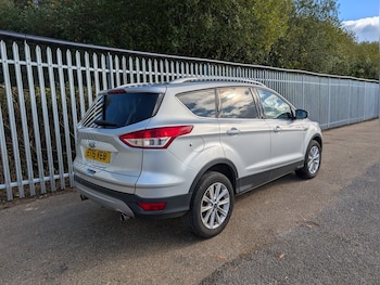 Used Ford Kuga 2015 for sale - 76705711: Photo