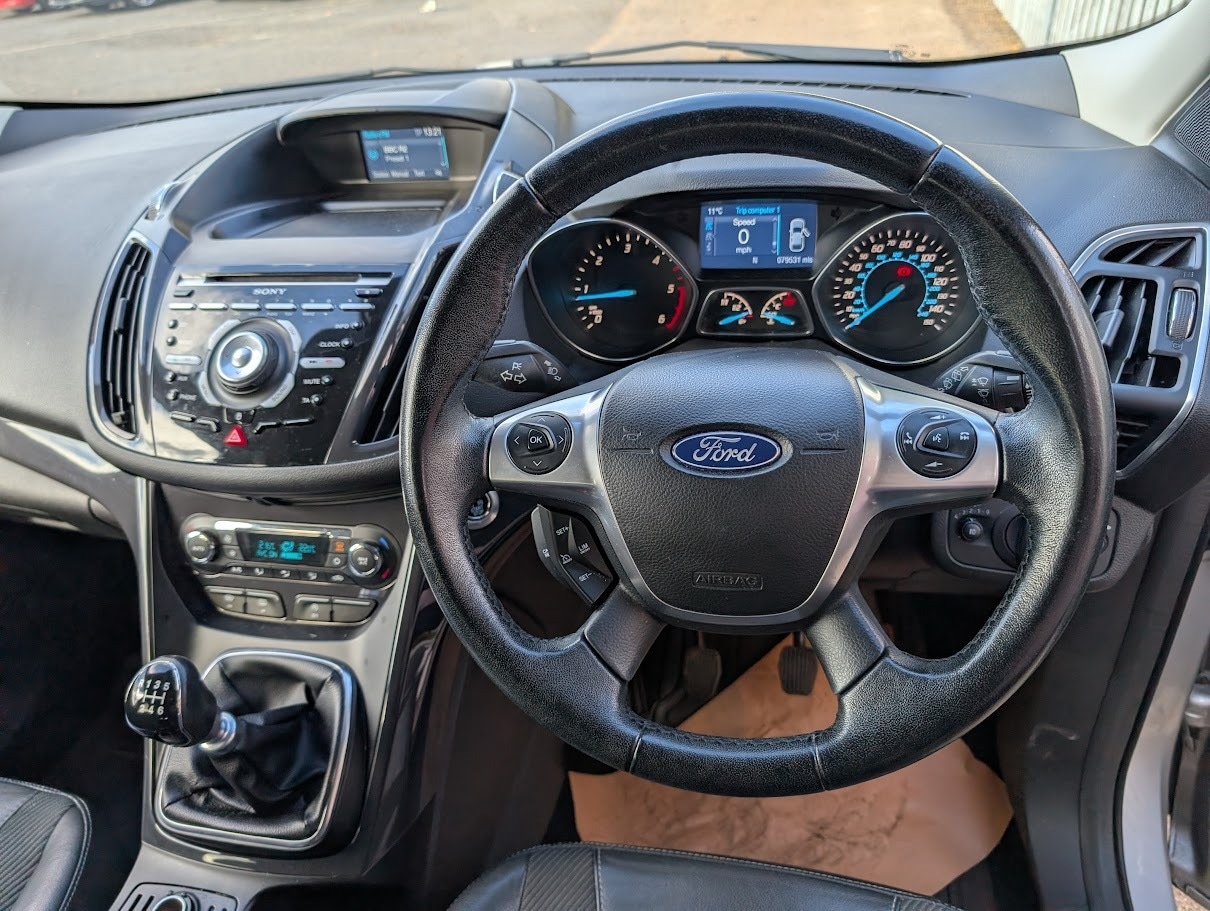 Used Ford Kuga 2015 for sale - 76705711: Photo 8