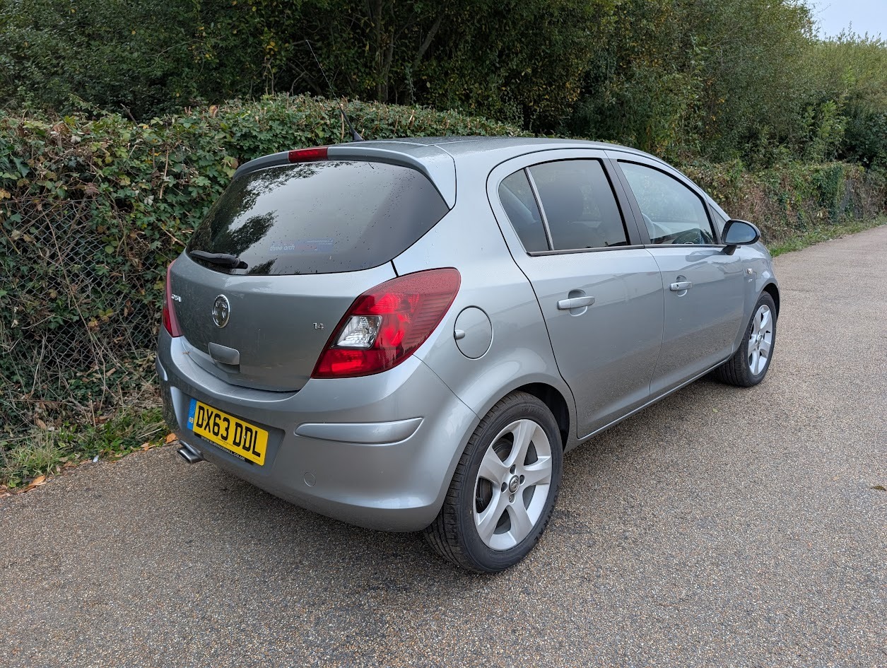 Used Vauxhall Corsa 2013 for sale - 76262813: Photo 3