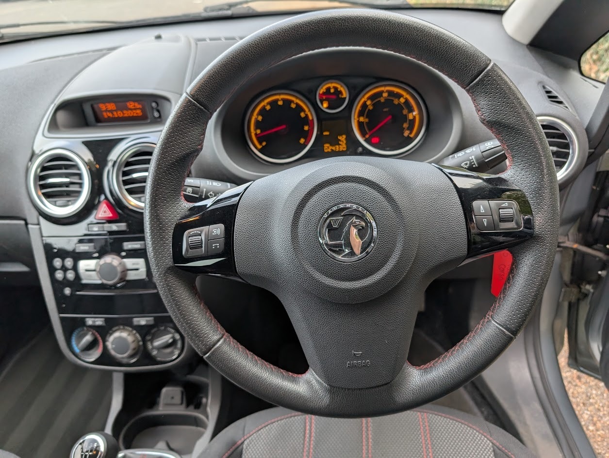 Used Vauxhall Corsa 2013 for sale - 76262813: Photo 8