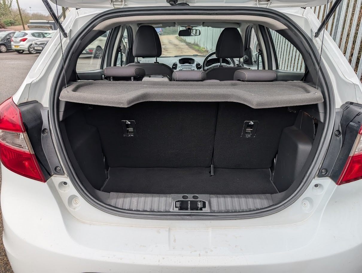 Used Ford Ka+ 2017 for sale - 77283097: Photo 11