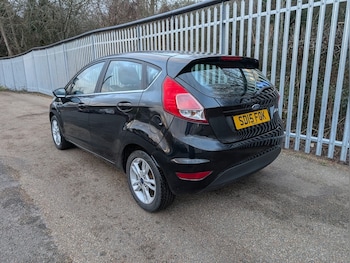 Used Ford Fiesta 2015 for sale - 77363303: Photo