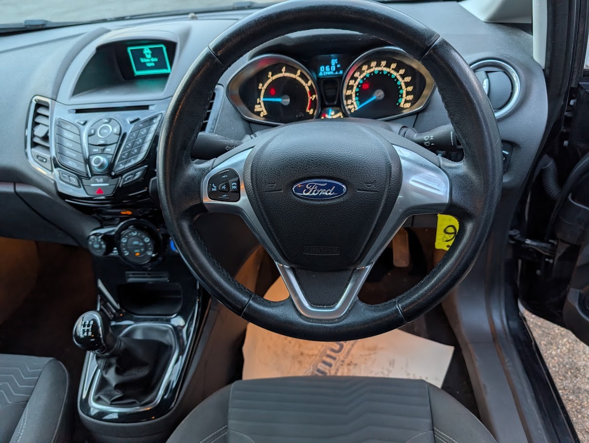 Used Ford Fiesta 2015 for sale - 77363303: Photo 8