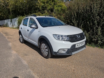 Used Dacia Sandero Stepway 2017 for sale - 76064580: Photo