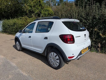 Used Dacia Sandero Stepway 2017 for sale - 76064580: Photo