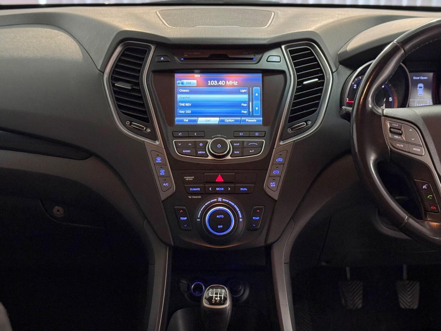 Used Hyundai Santa Fe 2014 for sale - 78182950: Photo 15