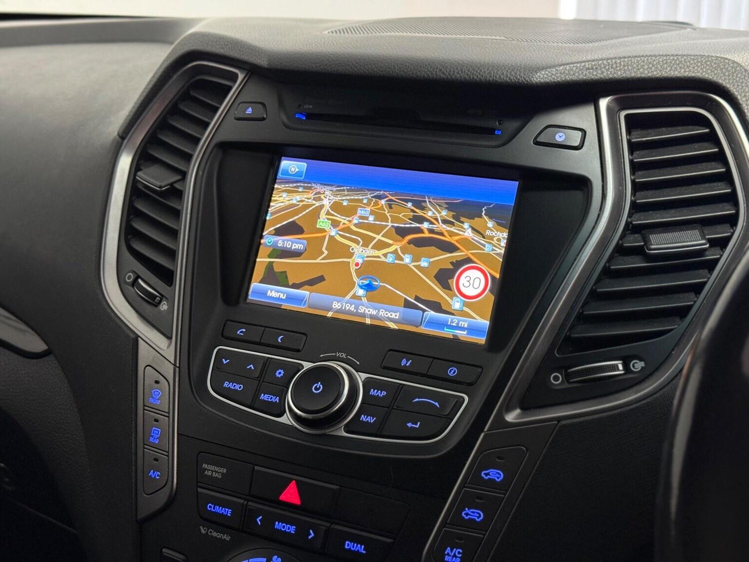 Used Hyundai Santa Fe 2014 for sale - 78182950: Photo 18