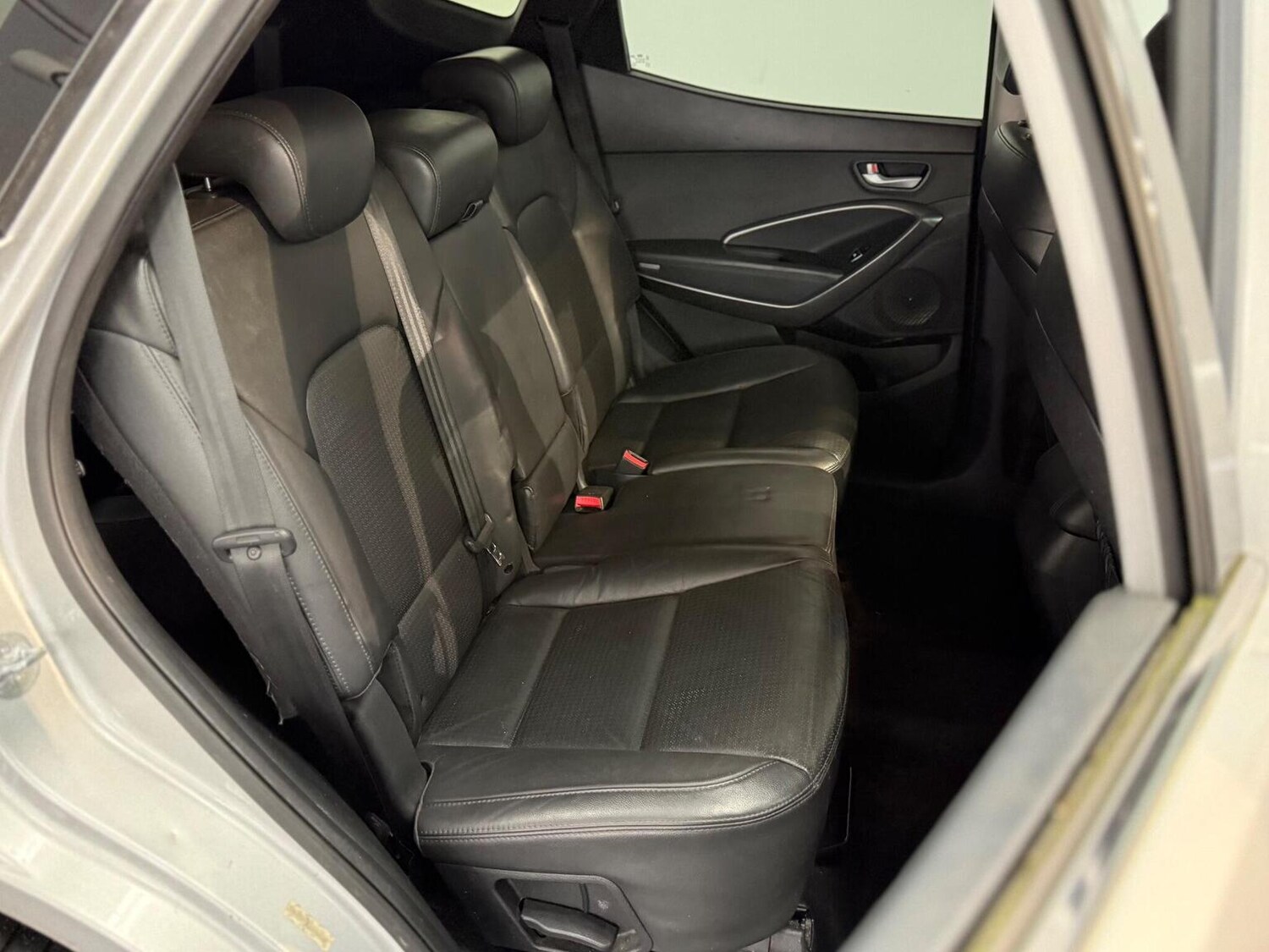 Used Hyundai Santa Fe 2014 for sale - 78182950: Photo 9