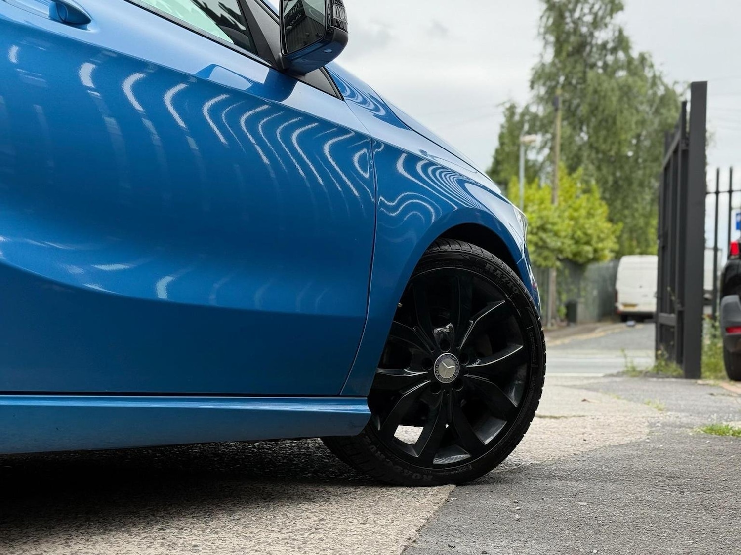 Used Mercedes-Benz A-Class 2013 for sale - 76421856: Photo 6