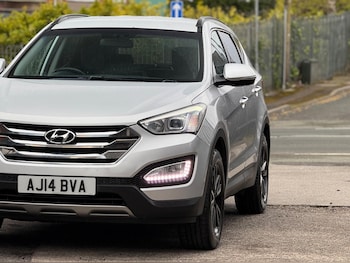 Used Hyundai Santa Fe 2014 for sale - 79540662: Photo