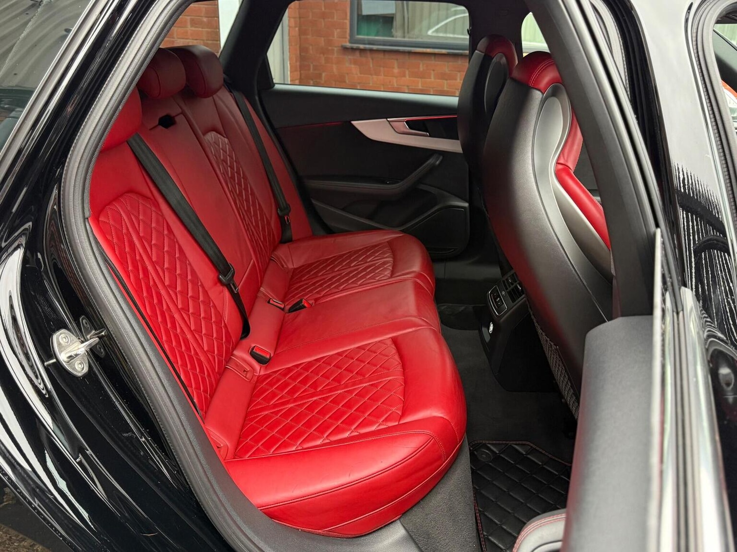 Used Audi A4 2018 for sale - 76982715: Photo 14