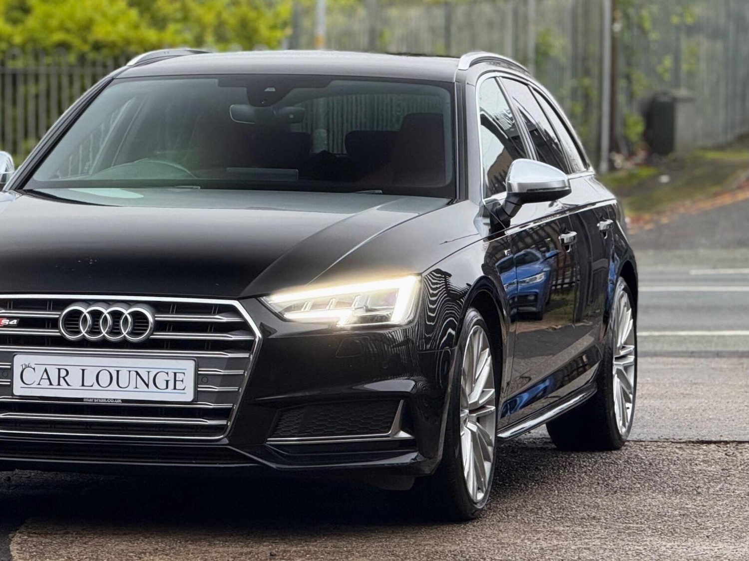 Used Audi A4 2018 for sale - 76982715: Photo 5